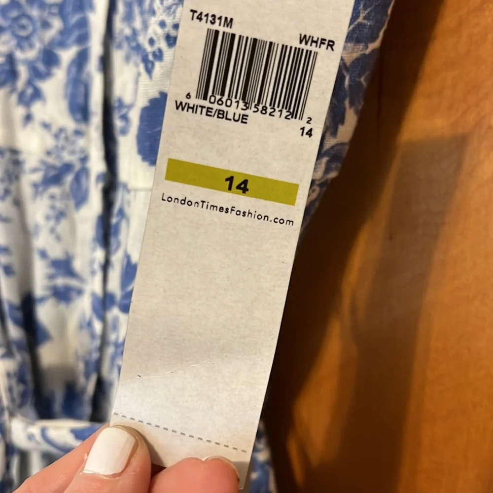 NWT Gorgeous blue floral dress - Picture 2 of 5